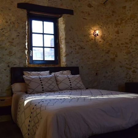 Tour Medievale Fortifiee Entierement Restaure Saint-Sever  外观 照片